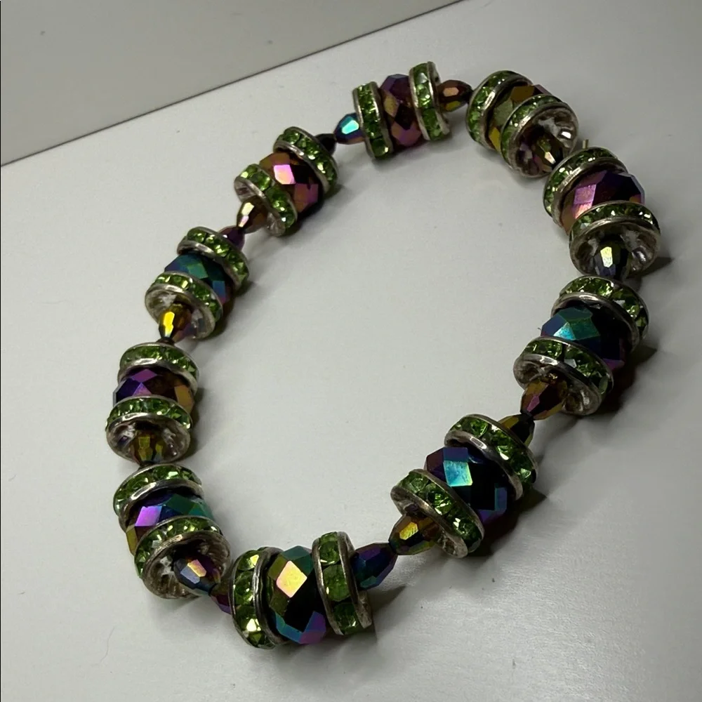 Vintage stretch bracelet Beaded faceted oil slick peridot color rhinestones